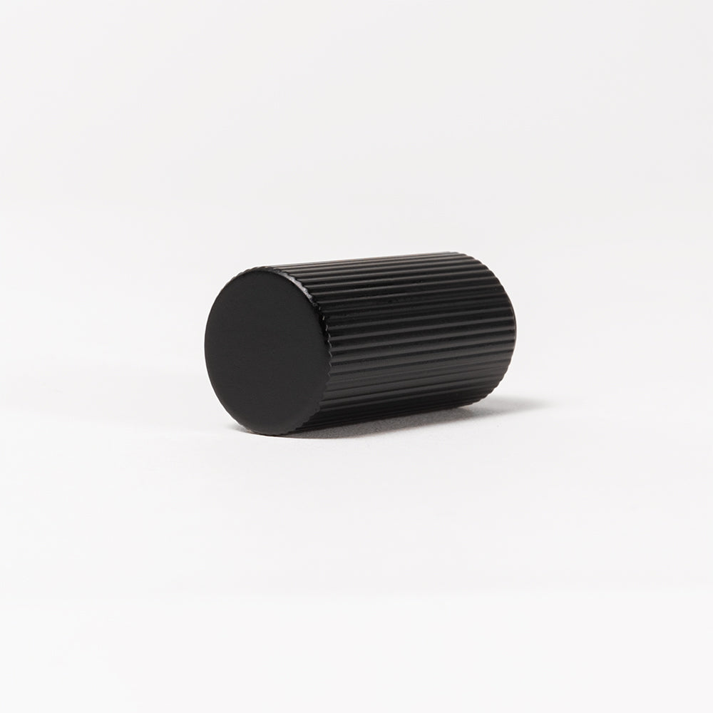 Loti Linear Handle Matte Black