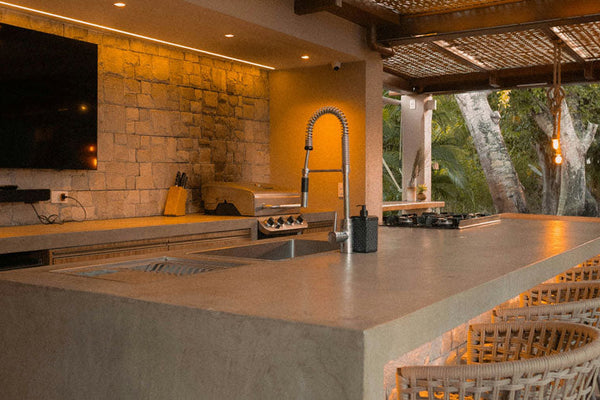 Outdoor & Alfresco