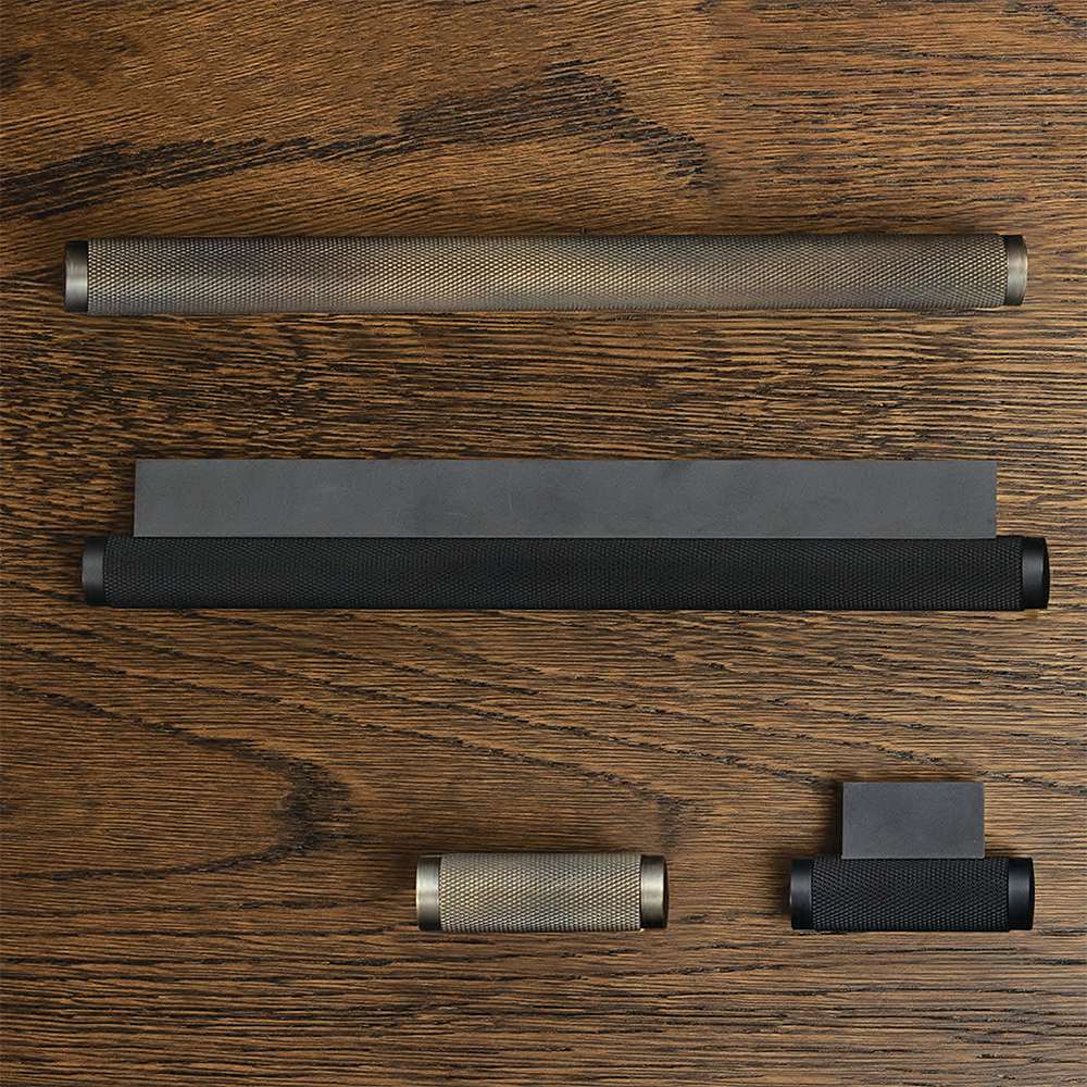 Momo Brighton Solid Brass Pull Handle 160mm Matte Black