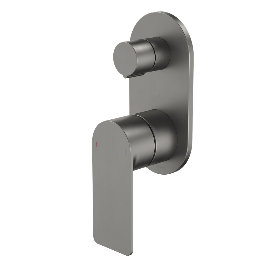 Urbane II Bath/Shower Mixer With Diverter Round Cover Plate Gunmetal