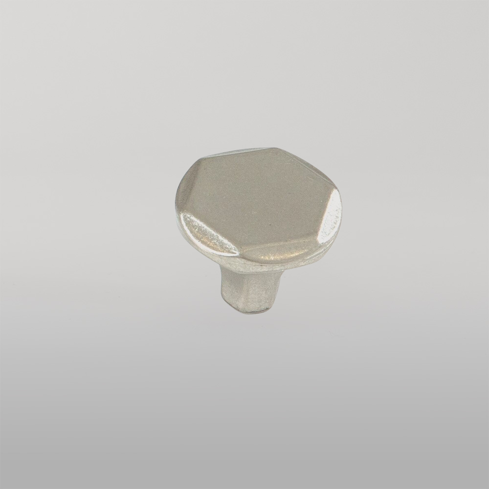 Momo Caselle Knob 30mm Vintage Nickel