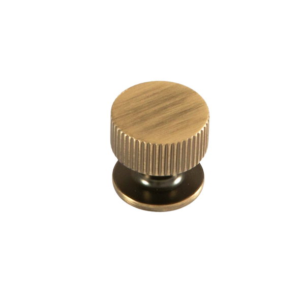Momo Ambrose Round Knob 32mm Antique Bronze Matte