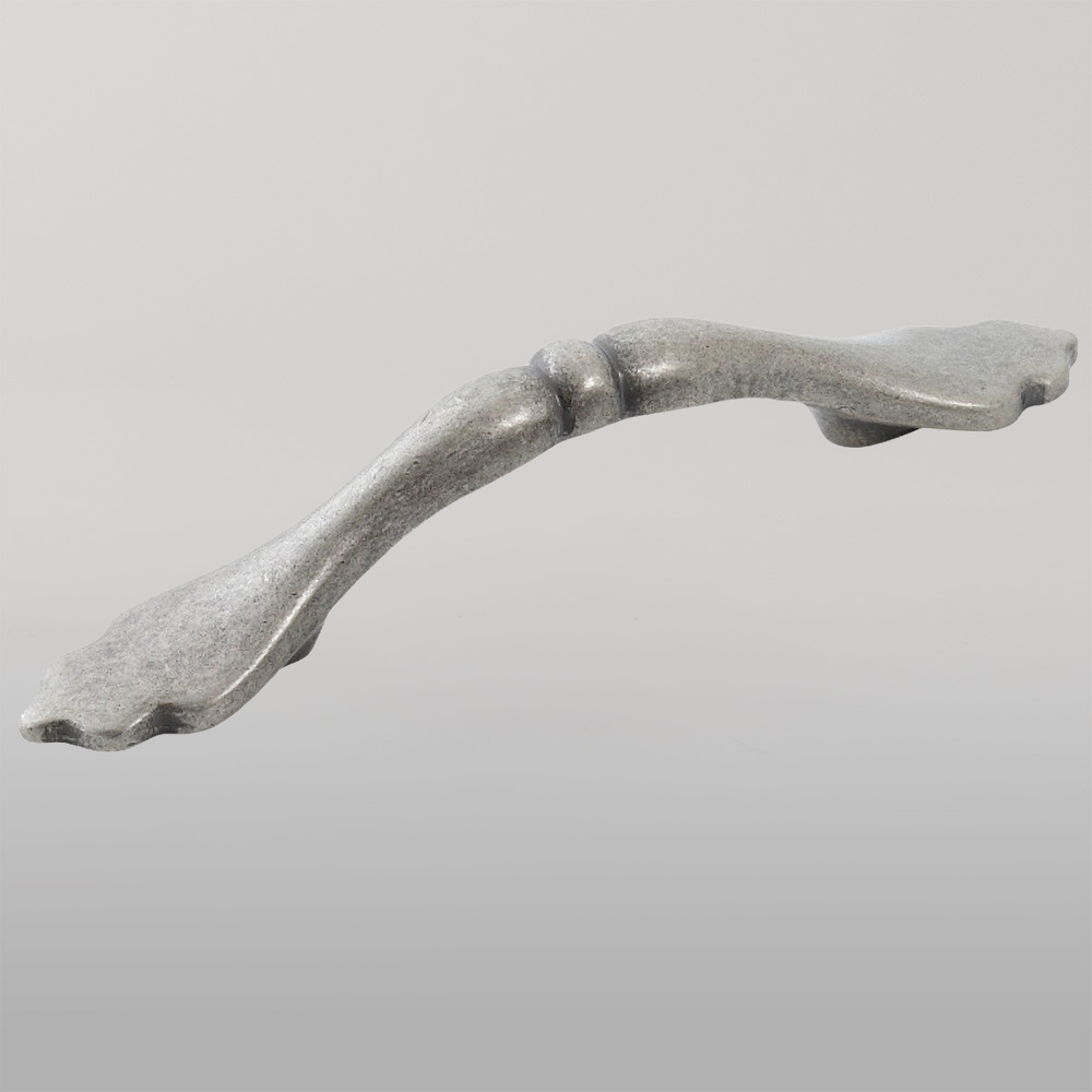 Momo Florencia Bow Handle 76mm European Pewter