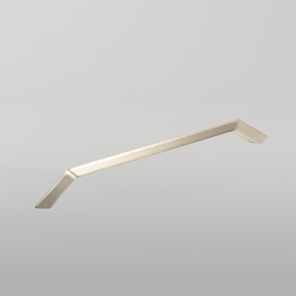 Momo Feltre D Handle 192mm Brushed Nickel