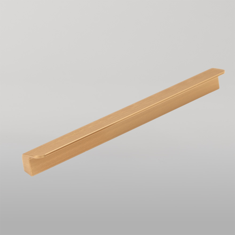 Momo Flapp Pull Handle  128mm Brushed Dark Brass