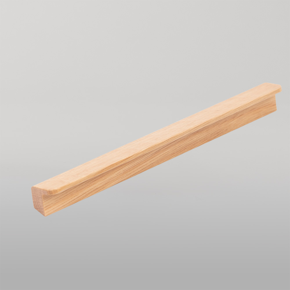 Momo Flapp Pull Timber Handle 160mm Oak