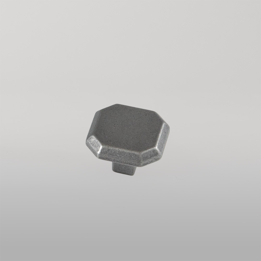 Momo Jago Knob 32mm Antique Pewter