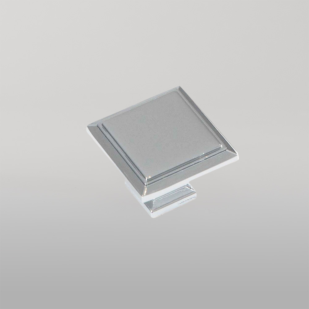 Momo Huntington Square Knob 32mm Chrome Plated