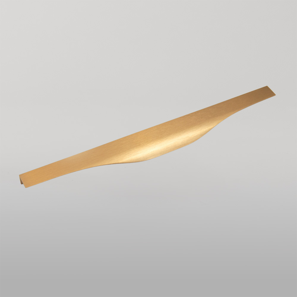 Momo Noma Lip Pull Handle 256mm Brushed Dark Brass
