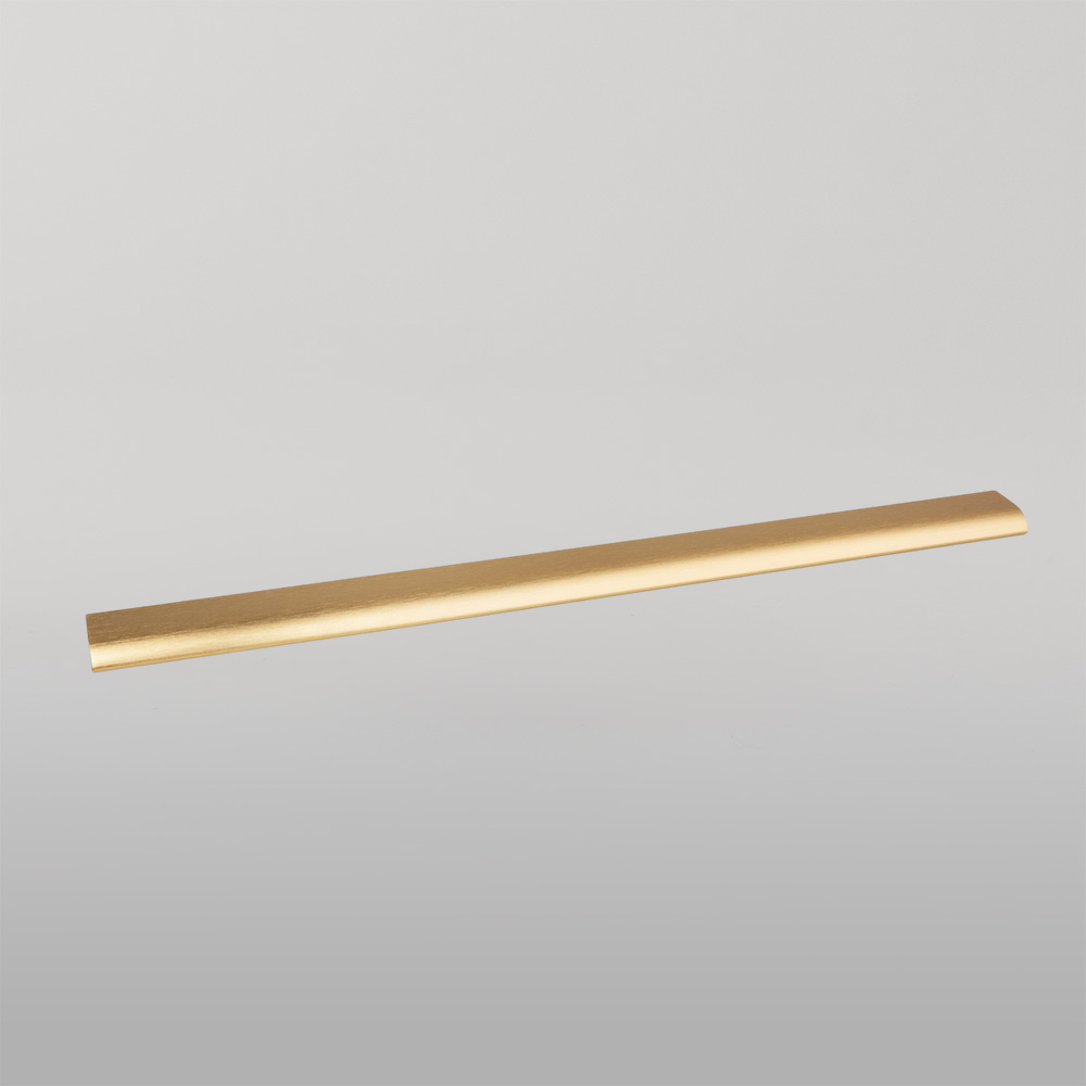 Momo Ona Lip Pull Handle 544mm Brushed Dark Brass