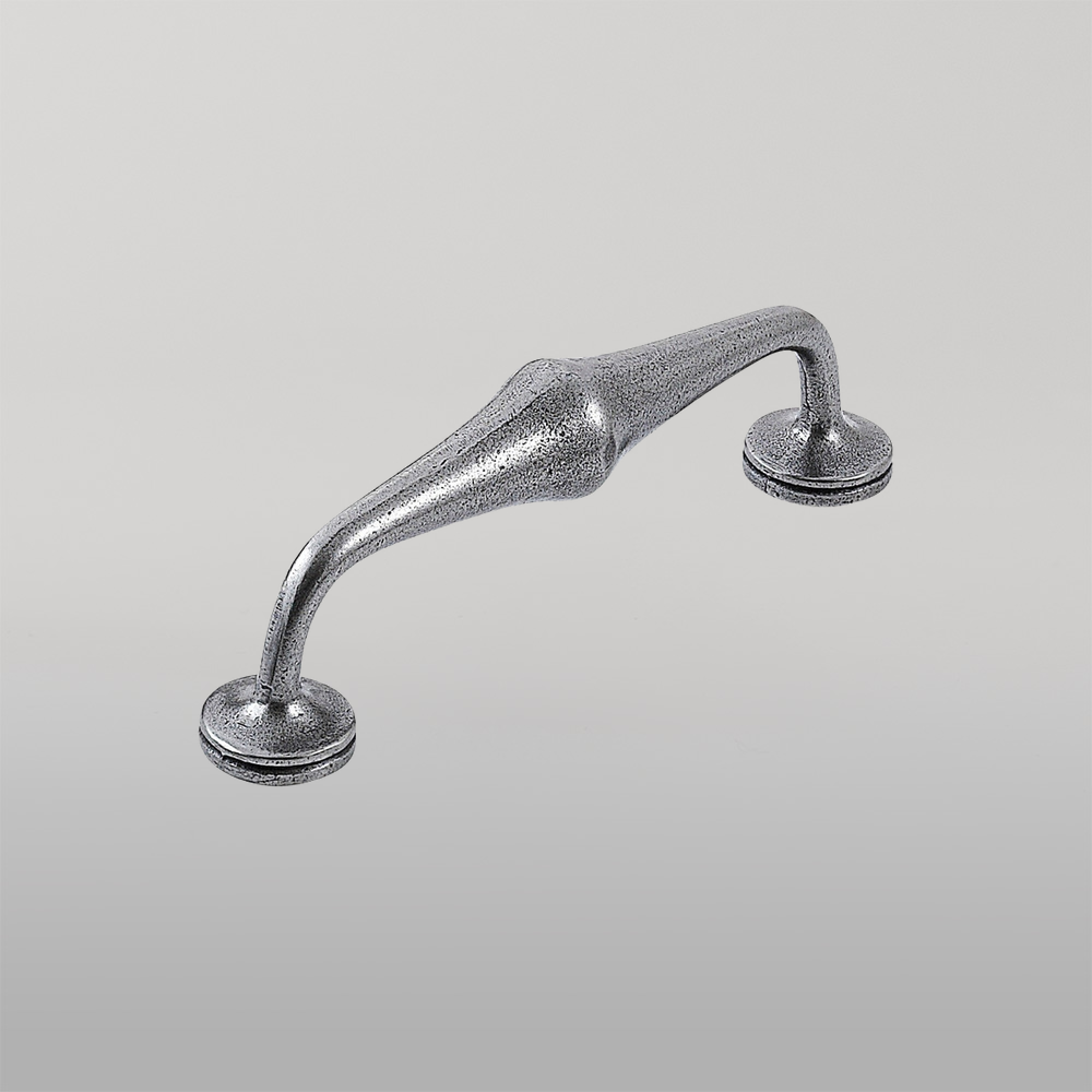 Momo Crosby D Handle 128mm Pewter