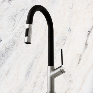 Vilo Pull Out Spray Mixer Brushed Chrome - Brushed Chrome