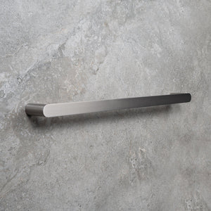 Ascari Brushed Nickel 600 Single Towel Rail - Brushed Nickel