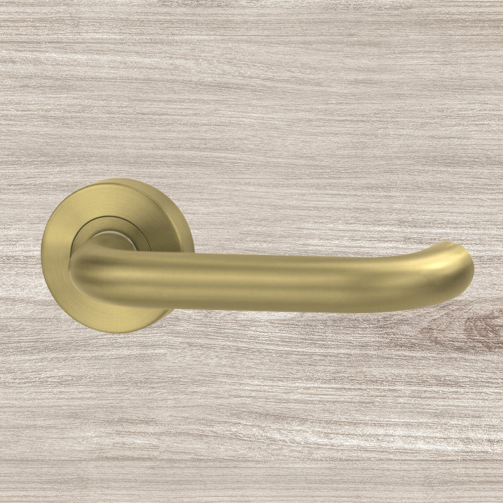 Lockwood Vivid Lever V2 Passage Set with Latch Satin Brass